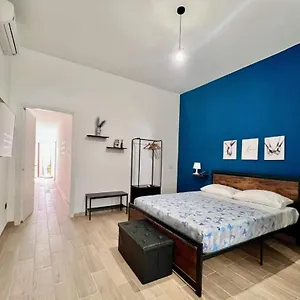 Bed & Breakfast 21